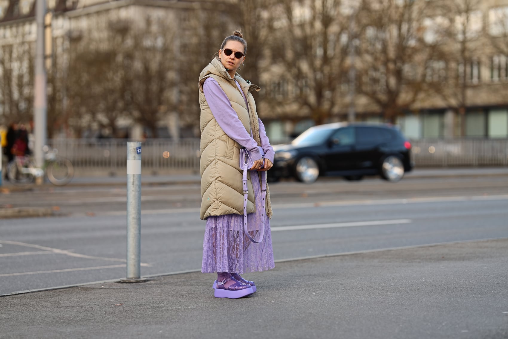 Long Puffer Vest Outfit Ideas For Instant Street Style Cred