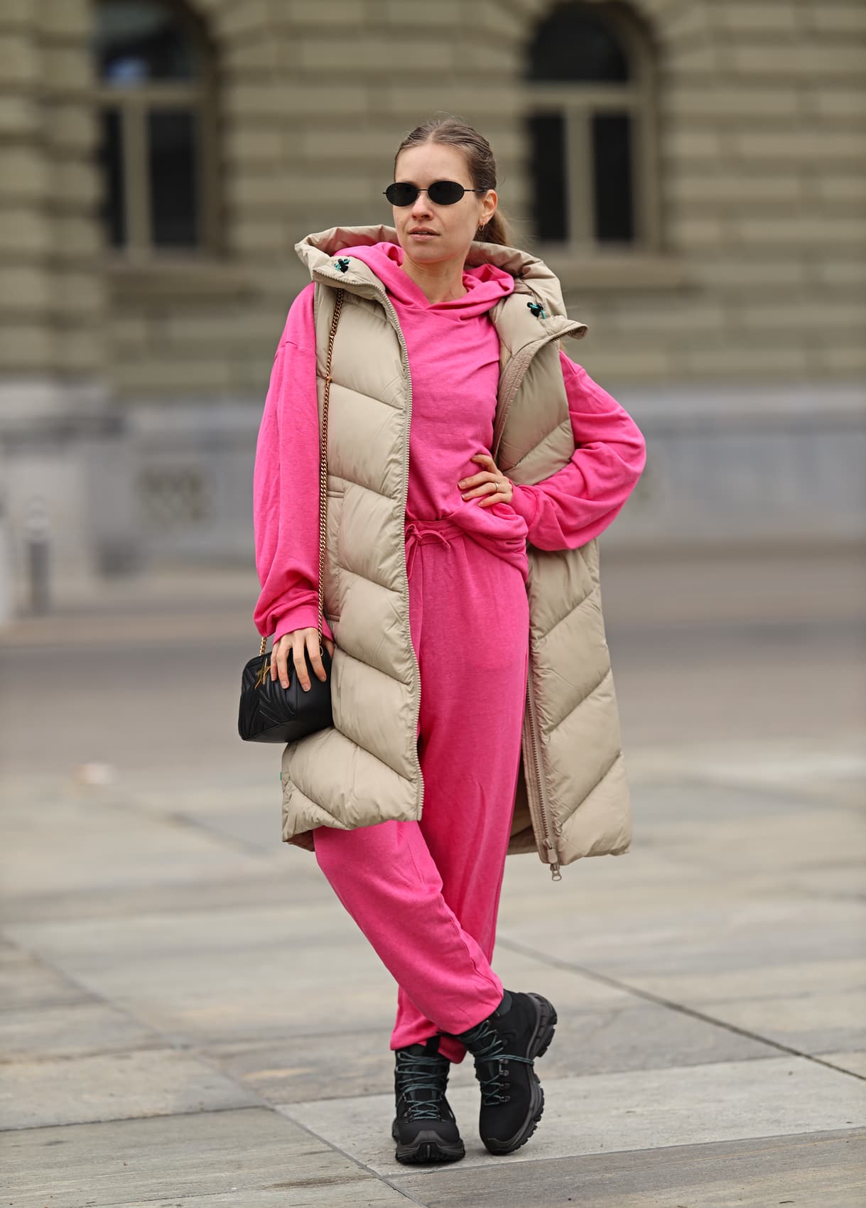 Long Puffer Vest Outfit Ideas For Instant Street Style Cred