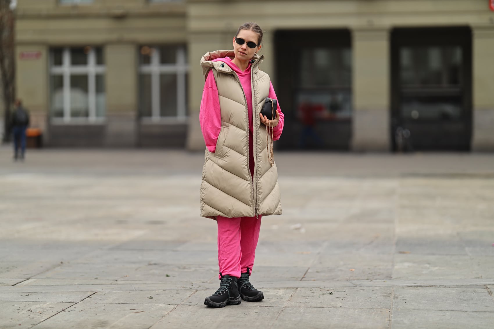 Long Puffer Vest Outfit Ideas For Instant Street Style Cred